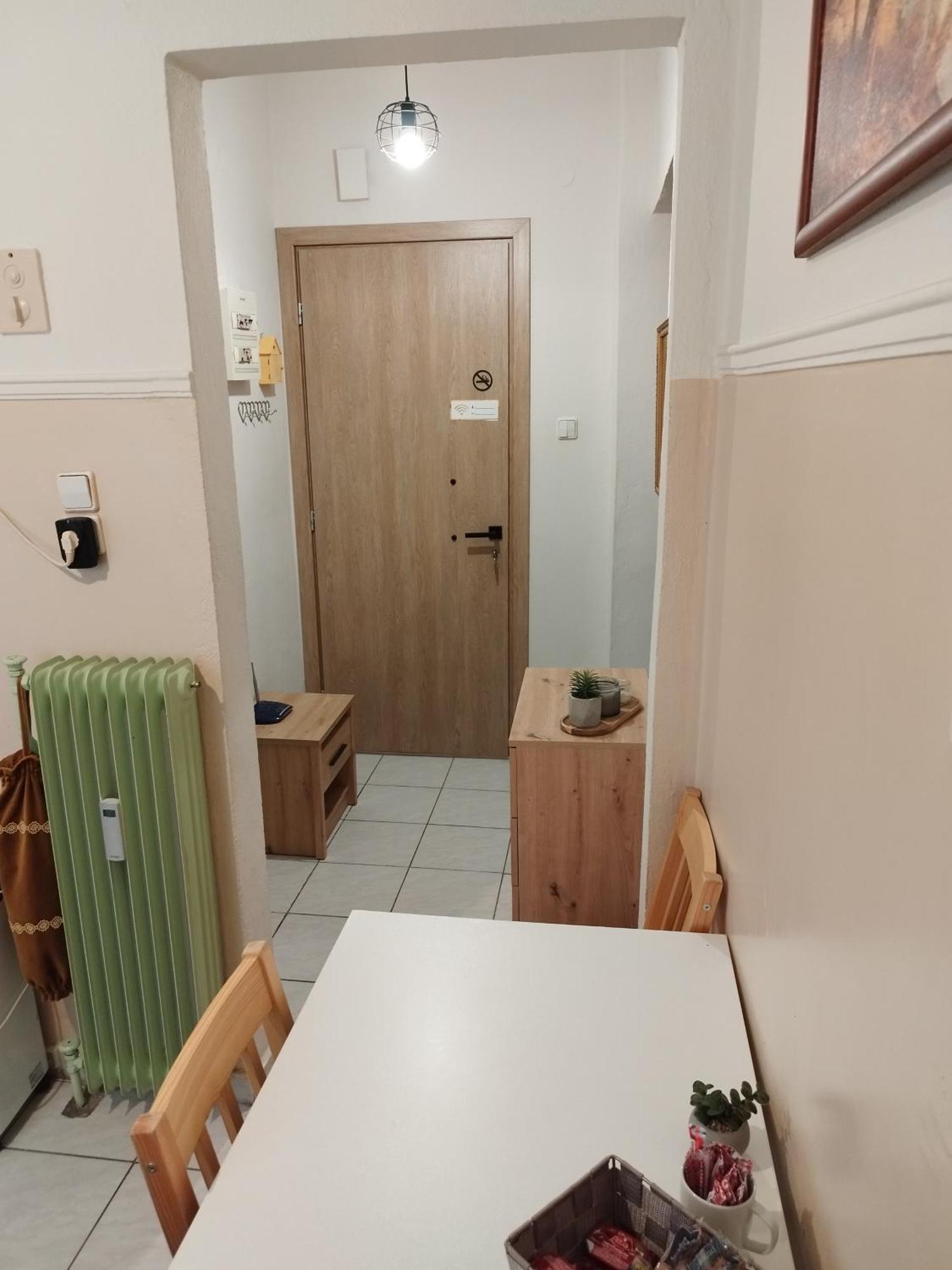 Evaggelia'S Apartments 1 Διαμονή Στο Κέντρο Kozani Exterior foto